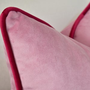 Baby Pink Pillow with Fuchsia Piping Customizable Pillow Upholstery velvet fabric pillow cover Velvet Throw Pillow All Size & Colors zdjęcie 1