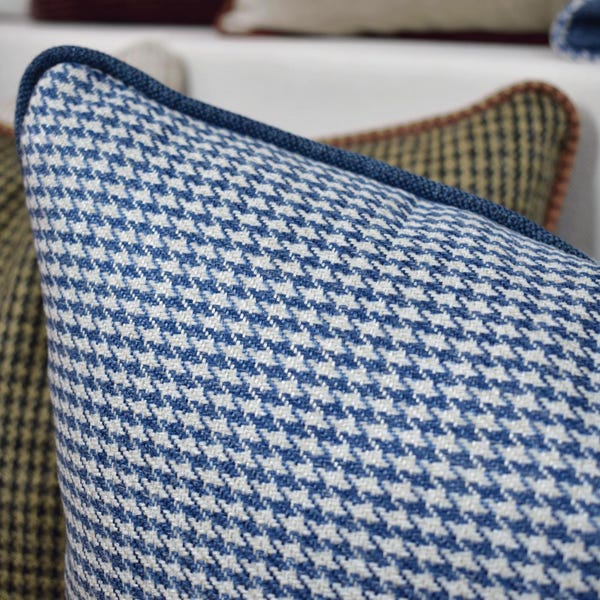 Blue Houndstooth Linen Throw Pillow Cover, Designer Cushion