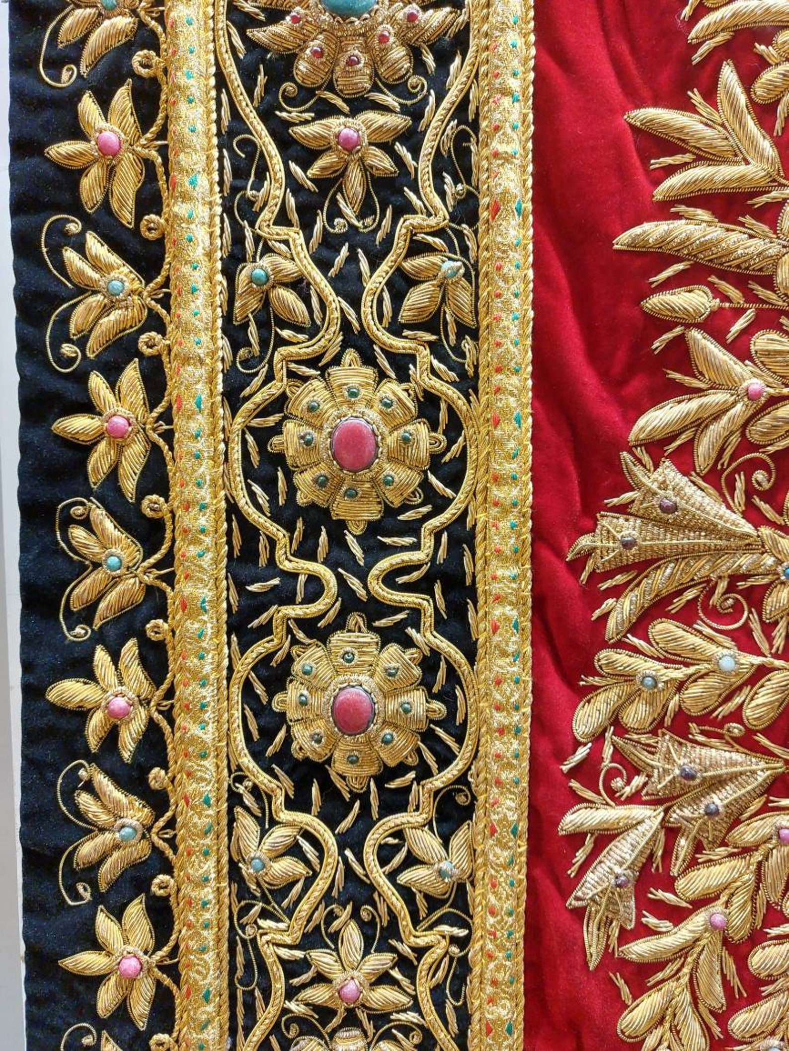 Zardozi Wall Hanging Zardozi Cluch Work Embroidery Wall Carpet Etsy