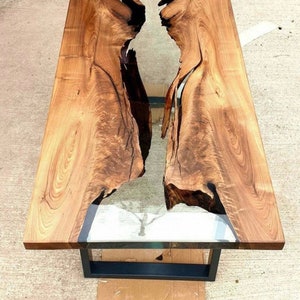 カスタムライブエッジウォールナットエポキシ樹脂リバーテーブル