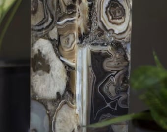 Handmade Agate Stone Table Lamp: Elegant Home Decor
