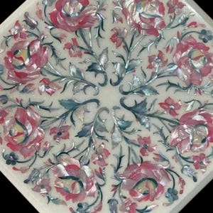 Marmeren tafelblad handgemaakte veelkleurige halfedelsteen Pietra Dura Art huismeubilair
