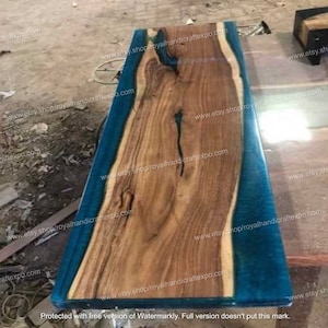 Epoxidharz-Tisch, Epoxidharz-Bürotisch aus Holz, Harztisch, Epoxy Ville international Anpassbare Epoxy-Akazien Live-Edge-Esstischplatte