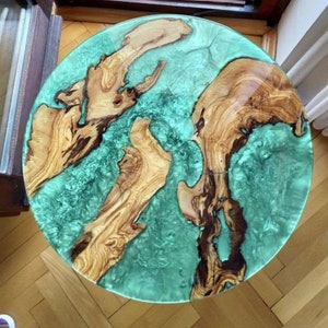 Acacia Wood Round Epoxy Resin Table: Rustic Living Room Decor