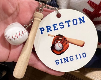 Baseball Keychain Kids Backpack Accessory Personalized Baseball Name Tag Kids Birthday Party Favor Mini Baseball Bat Baseball Mom Team Gift
