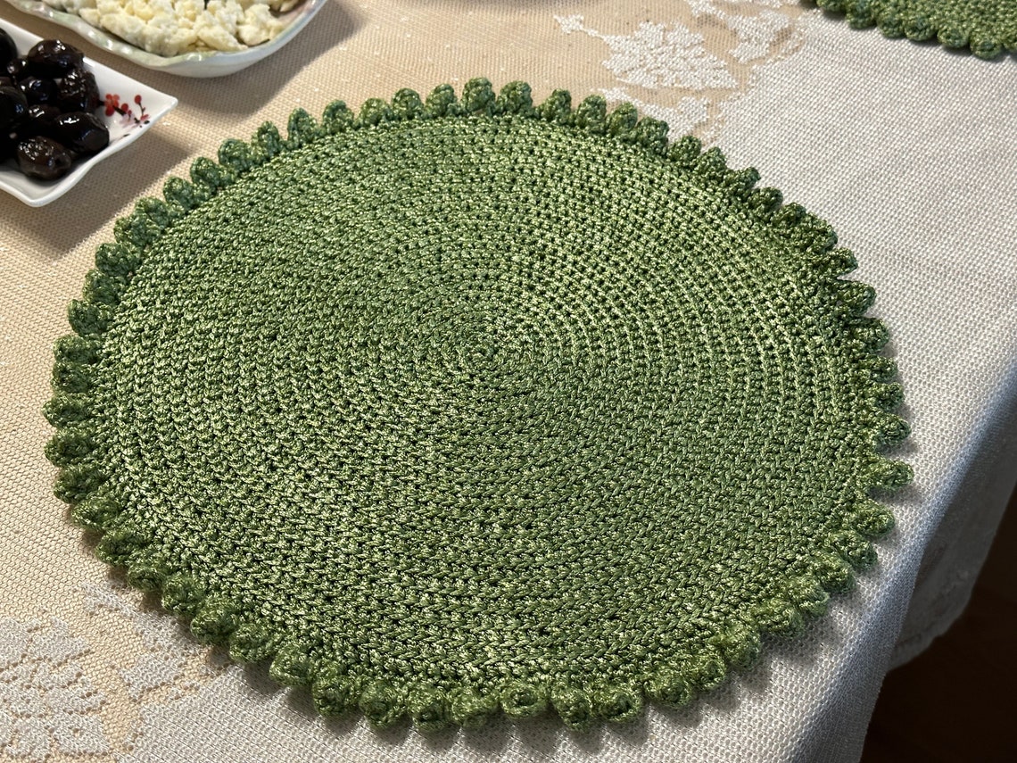 Handmade Crochet Placemats Set Custom Supla Set of 4 or 6 Green Service