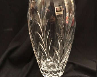 Miller Rogaska Covington Crystal Vase, Handmade in Slovenia