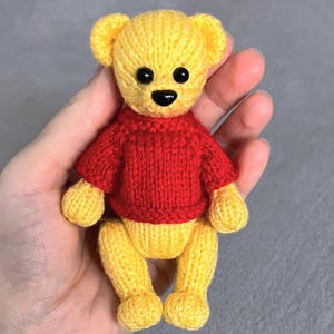 IN THE ROUND mini teddy knitting pattern, Knitting stuffed toy, Knitting bear with a sweater