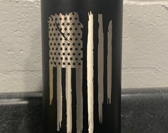 32oz water bottle, custom engraved with distressed flag