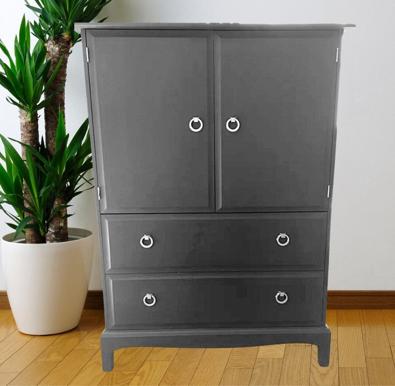 stag linen cupboard