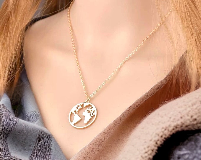World map necklace, Globetrotter necklace, Gold map necklace, World necklace, map necklace, Medal necklace, Dainty necklace, Gold necklace