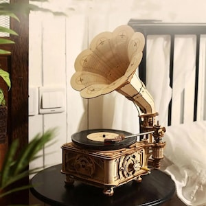 Hand Crank Classic Gramophone Wooden 3D Puzzle, Wooden Mechanical Model Kit, Vintage Instrument Artisan, Art Collectible, Home Decor, Gift