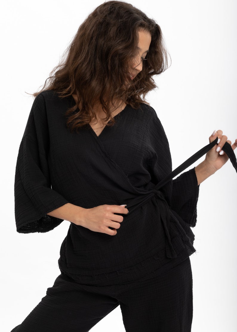 Cotton Kimono Robe, Double-Breasted Kimono, Short Kimono Robe for Women, Cotton Loungewear, Ecofriendly Kimono, Mothers Day Gifts Black