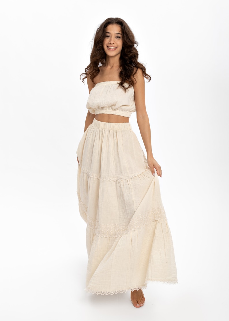 Layer your Renaissance Skirt with a petticoat for a look of classic elegance.