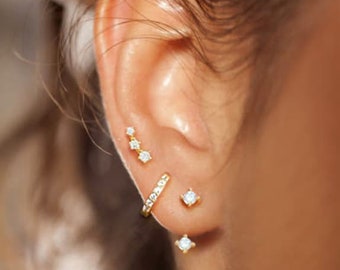 Minimalistisches Set aus Sterlingsilber: Ohrringjacke, Huggies-Creolen, Ohrkletterer für mehrere Piercings, zierlicher Ear Stack für den Alltag, fertig zum Verschenken