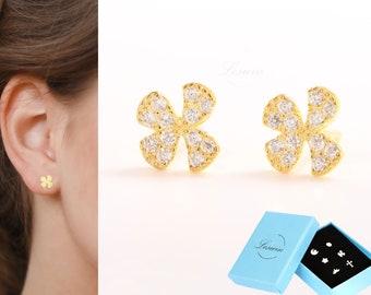 Clover Earrings Gold, Sterling Silver 18k Gold Finish Studs, Small Leaf Earrings, Dainty Plant Earring, Four Leaf Vintage Clover Earrings