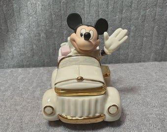 Lenox Disney Treasures Mickey’s Special Delivery Treasure Box