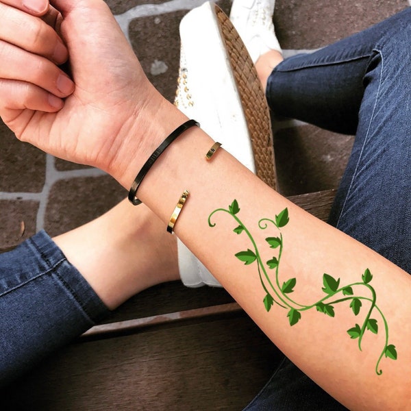 Poison Ivy Plant Temporary Fake Tattoo Sticker (Set of 2)