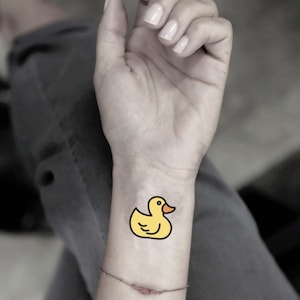 tatuaggio sagoma di anatra
