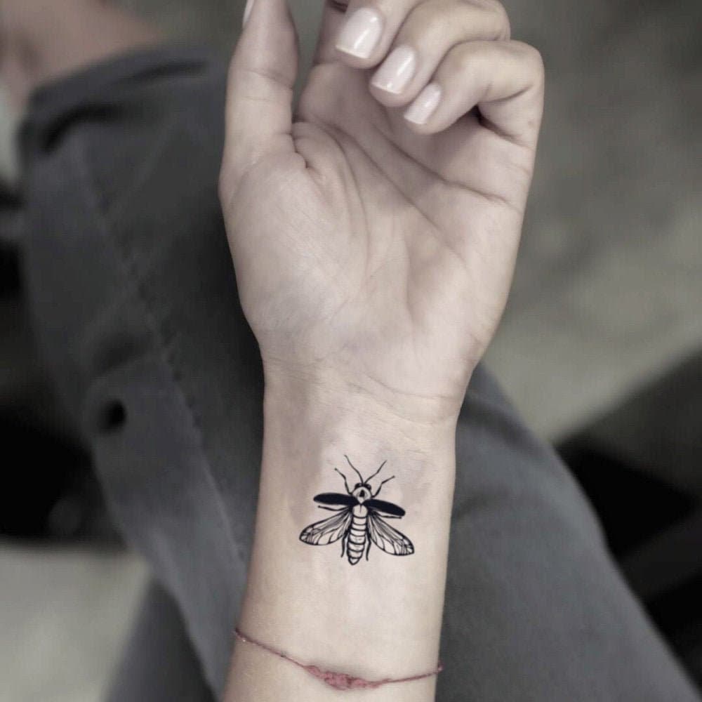 Update more than 75 minimalist firefly tattoo in.eteachers