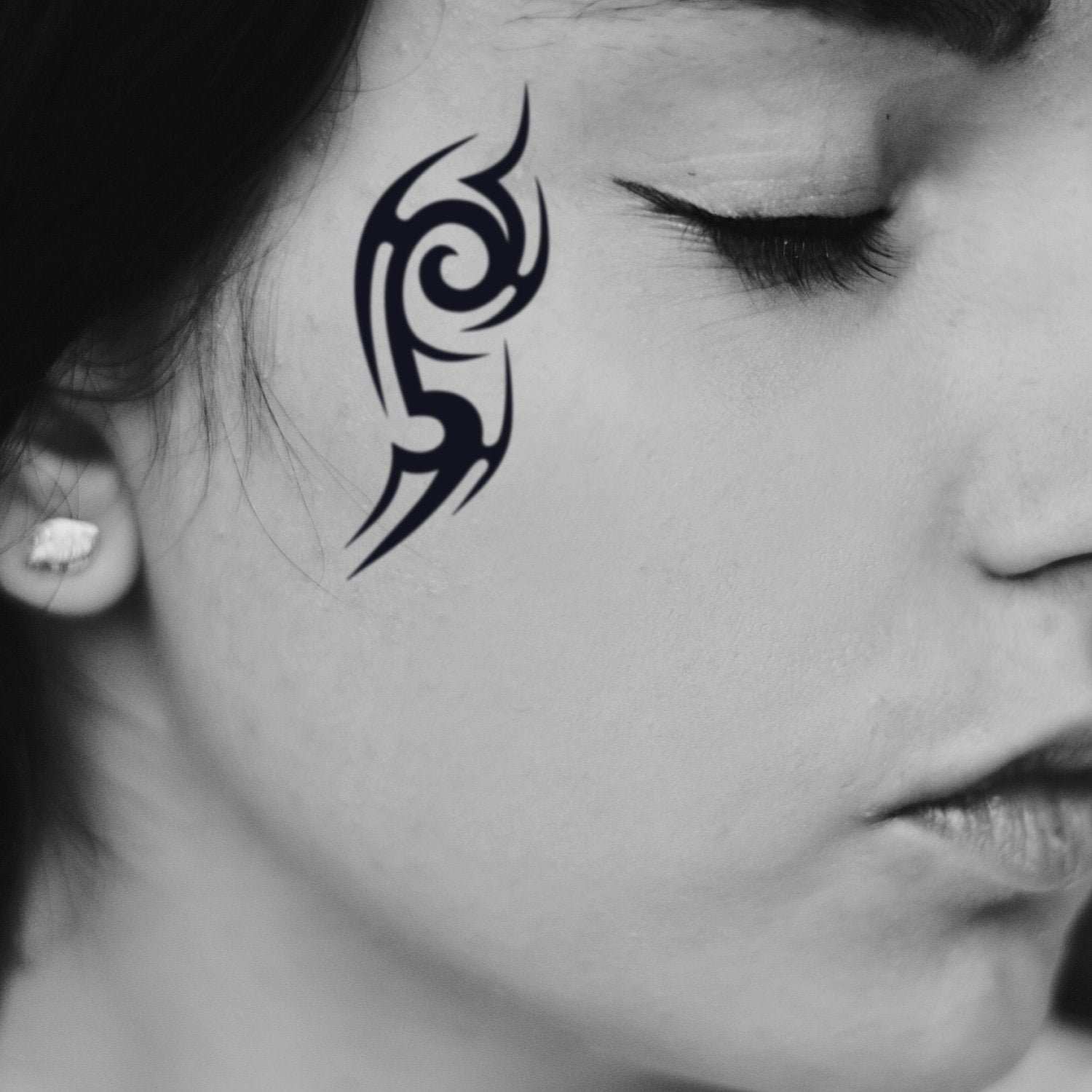 20 Ear Tattoos and Designs for 2022 - Behind the Ear Tattoo Ideas