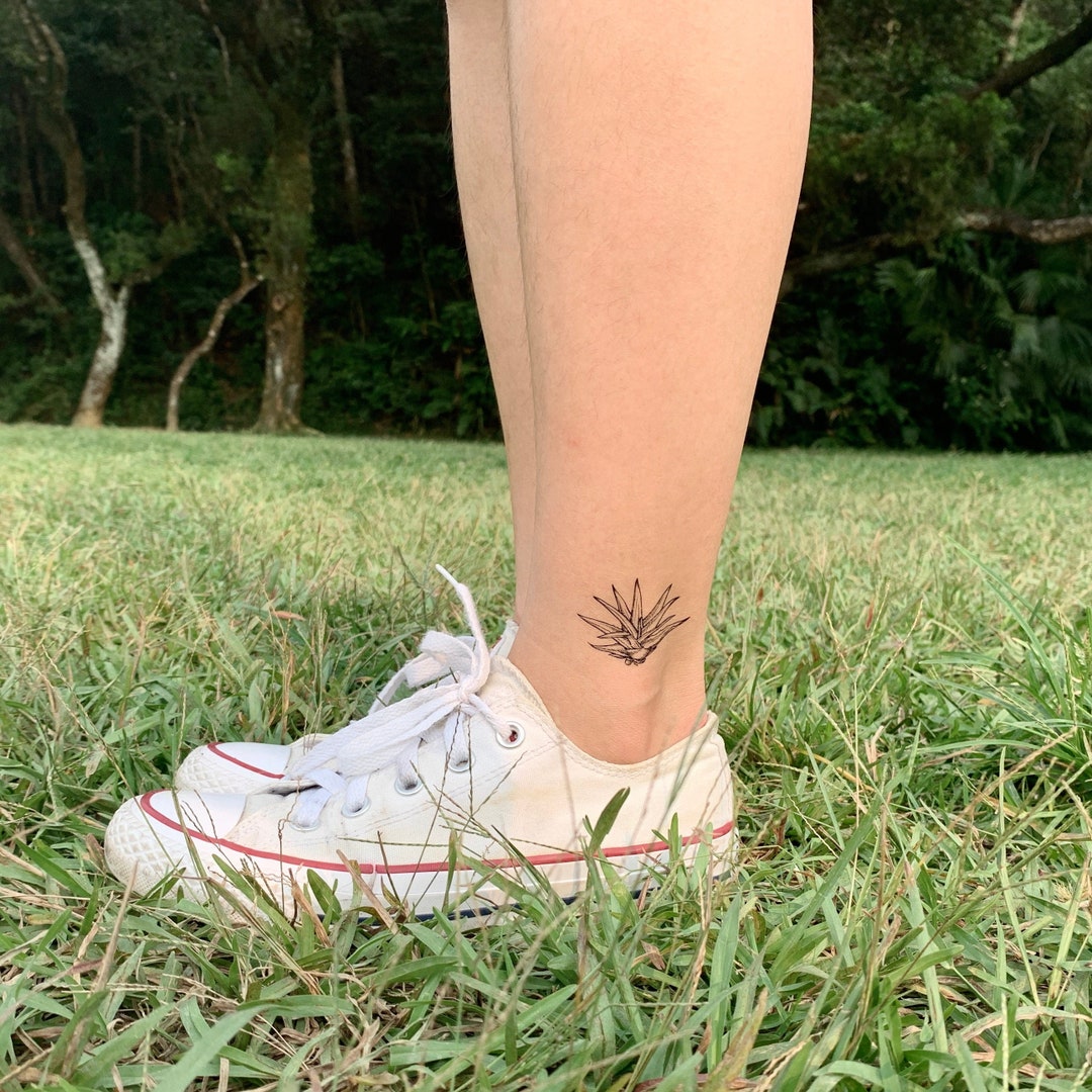 Agave Aloe Vera Temporary Tattoo Sticker (set of 2) - Etsy Finland