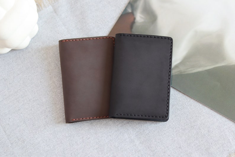 Personalized Leather Bifold Wallet, Monogrammed Men's Wallet, Slim Wallet, Minimalist Wallet, Gift Wallet image 1