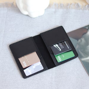 Personalized Leather Bifold Wallet, Monogrammed Men's Wallet, Slim Wallet, Minimalist Wallet, Gift Wallet image 8