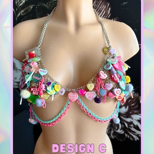 Candy Hearts Charm Bra Conversation Heart Top Candy Rave outfit Hearts Festival Wear para Rave Heart cadena sujetador Silver Chain Gold Ready Ship