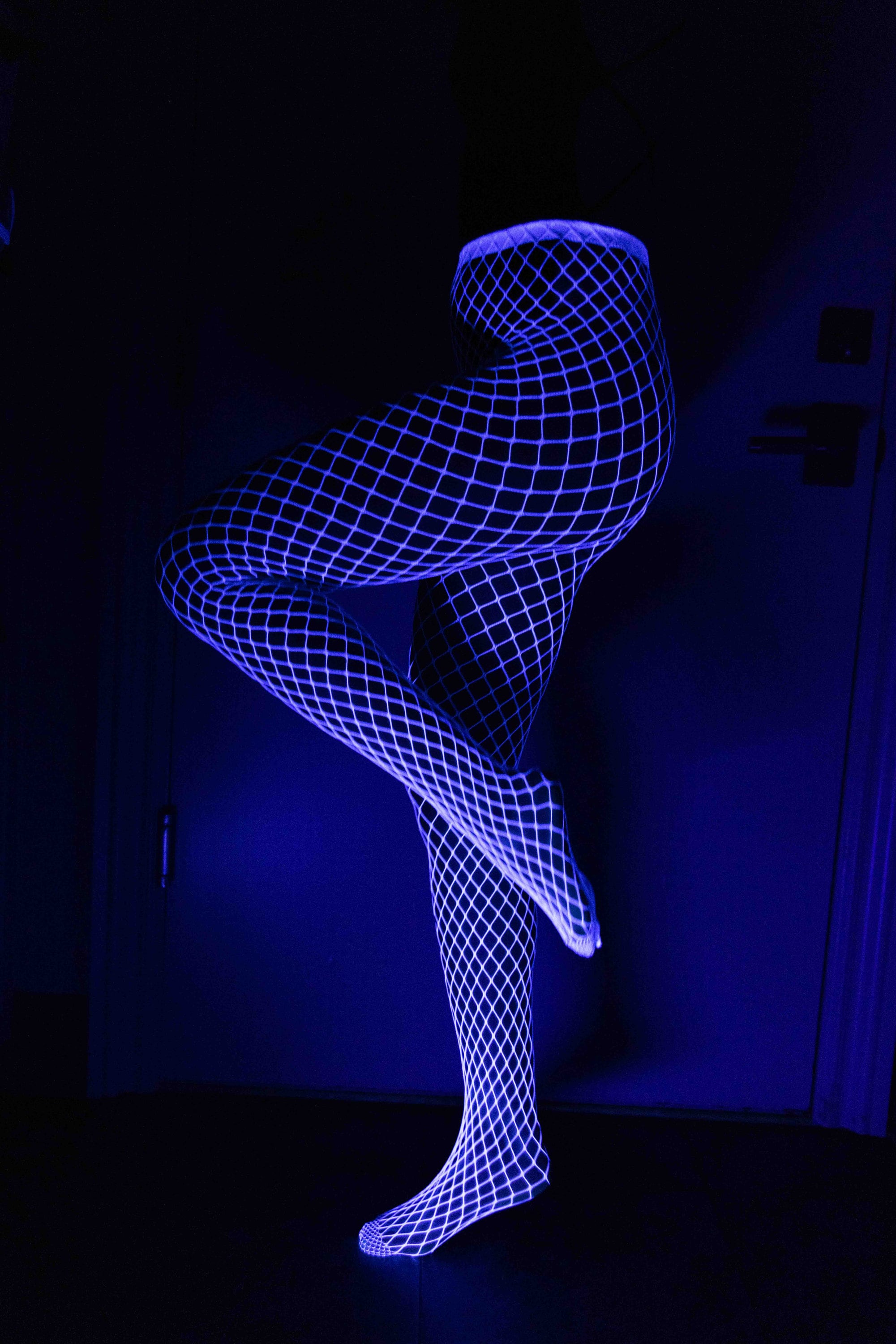 Glow in the dark fishnet stockings leggings, Luminous Glowing Fishnet Socks  Tights High Waist White Fishnet Tights