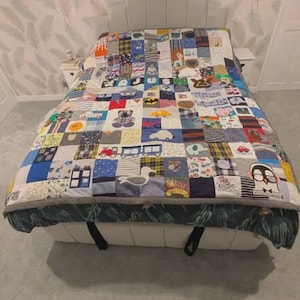 Handgemaakte herinneringsdeken: op maat gemaakte aandenkenquilt van Cherished Clothing