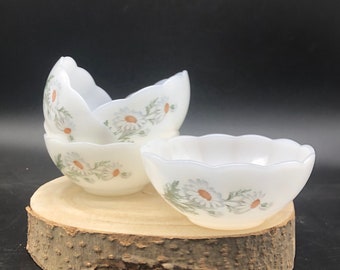 Plat à Tartes Rond Arcopal Blanc Décor Marguerites - Vintage