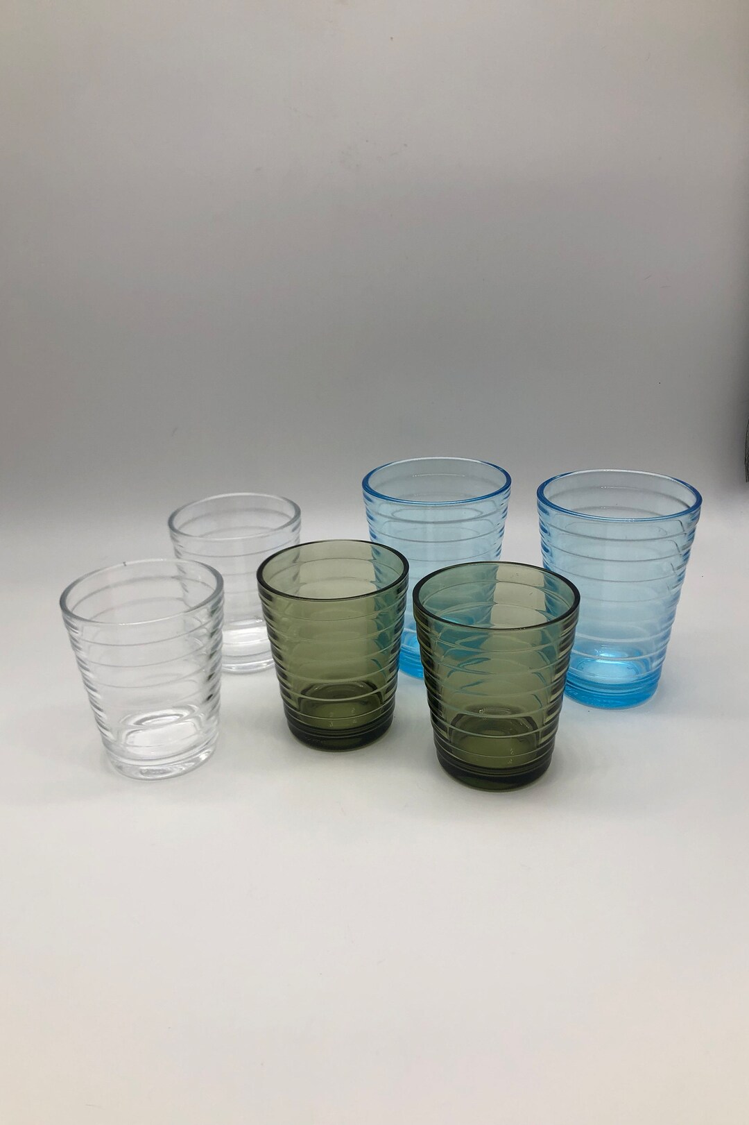 Set of 6 Iittala Aino Aalto Glasses, Water Glasses, 2 Clear, 2 Light Blue  and 2 Olive Green Glass. Marked at the Bottom - Etsy