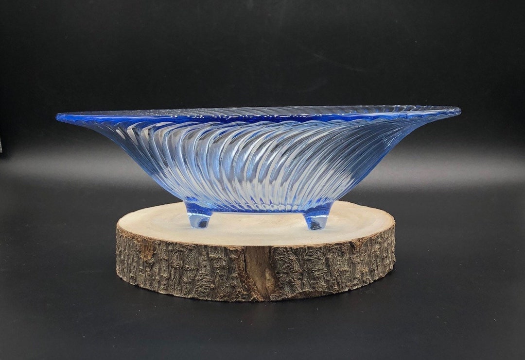Blue Round Ribbed Glass Bowl, Serving Bowl, Fruit Bowl. on Three Feet ...