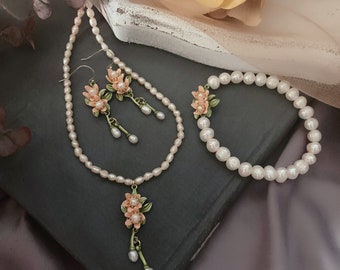 Orange Blossom Pearl Necklace 