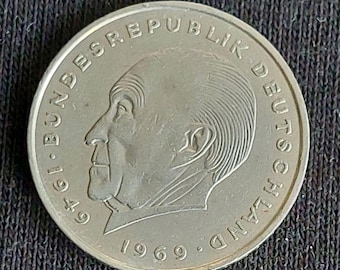 1973年ヴィンテージEEC 50ペンス硬貨：エリザベス2世女王、クラフト