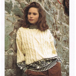 Lady's Sweater in Matchmaker by Jaeger PATTERN ONLY #6116D
