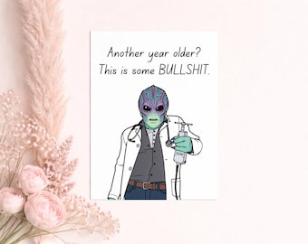 Biglietto d'auguri personalizzato ispirato a Resident Alien - Ispirato al Dr. Harry Vanderspeigle, Dottor Vanderspeigle di Patience Scifi