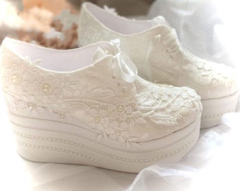 Wedding Sneakers Lace, Bridal Shoes, Bride Sneakers Converse, Bride Sneakers Platform Shoes, Bridal Sneakers, Wedding Sneakers, Brautsneaker
