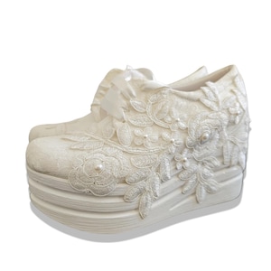 Bride Wedge Heel Pearl Embroidered Sneakers, Bridal LACE Shoes, Bridal Sneakers, Bridesmaid Shoes, Bride Lace Sneakers, Wedding Sneakers
