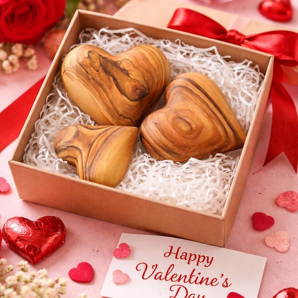Coeur en bois d'olivier de Terre Sainte | Cœur réconfortant sculpté à la main, cadeau chrétien, souvenir religieux