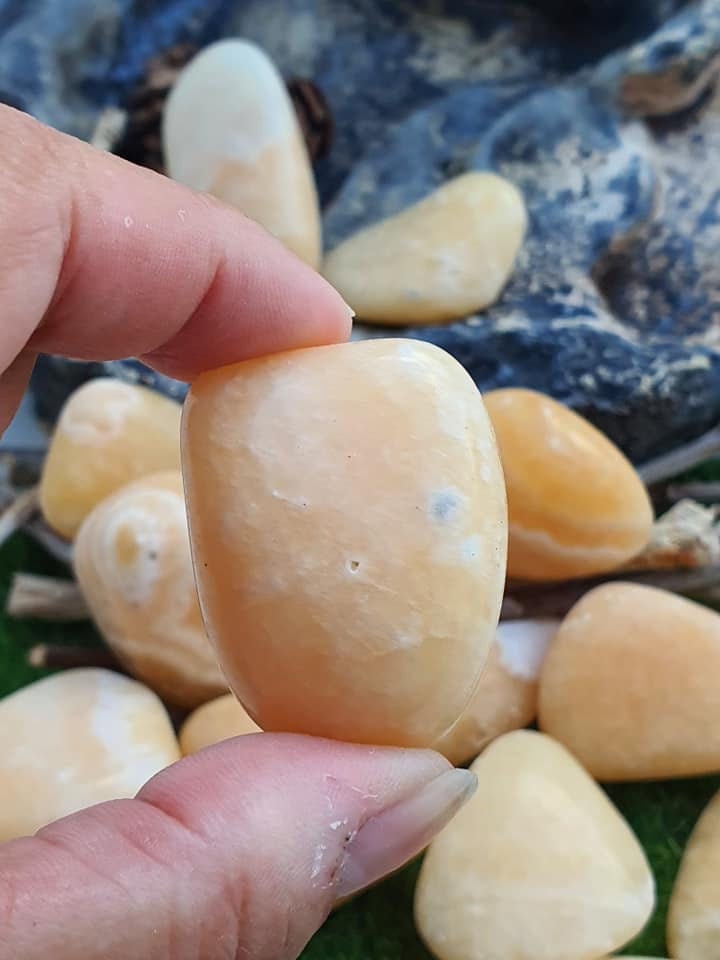 Pierre Roulée Calcite Orange