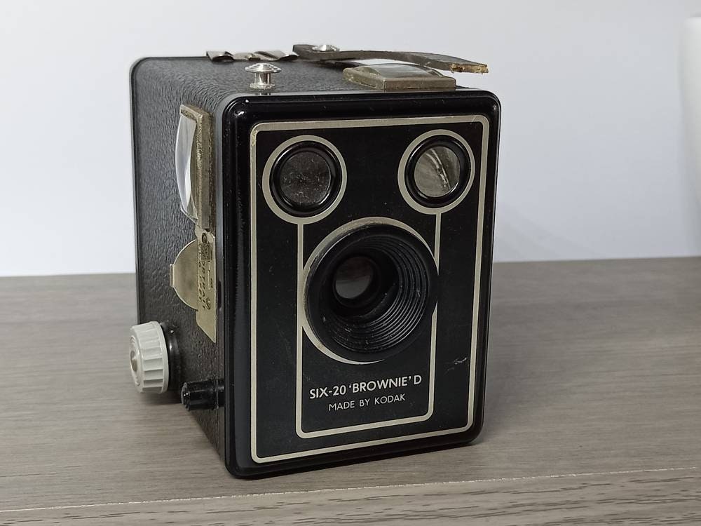 Six20 Brownie Box Model D Camera Made by Kodak Etsy