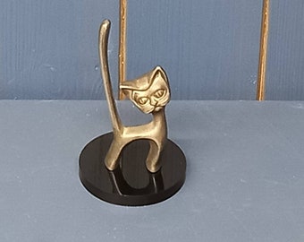 Metal Cat Ring Holder. 11cm tall.