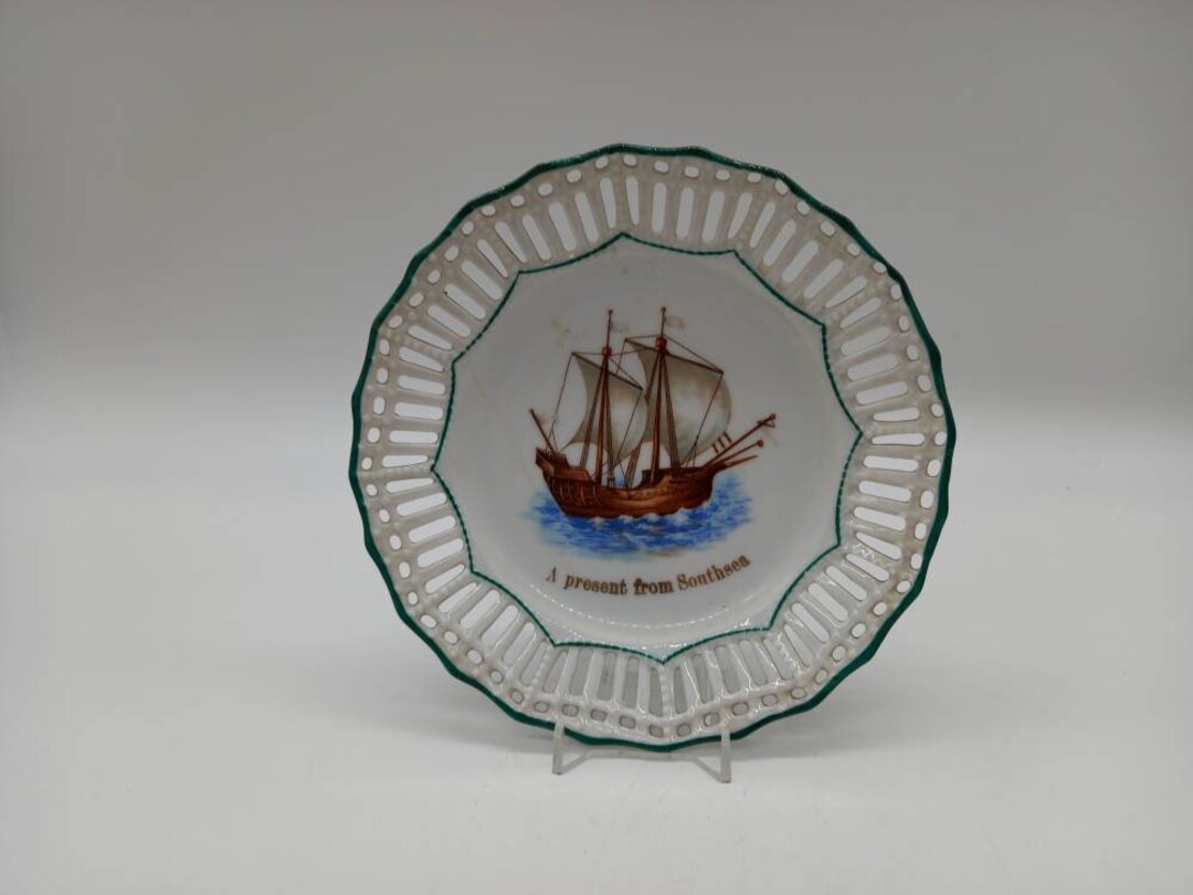 Souvenir Ribbon Style Vintage Plate Wall Plate.. A Present Etsy