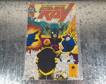 Vintage Comic book in a blaze of power the Ray, DC comic Jul 92