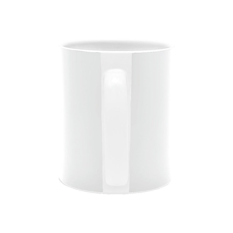 Puede incluir: Una taza de cer&aacute;mica blanca con asa. La taza est&aacute; en blanco y lista para ser personalizada.