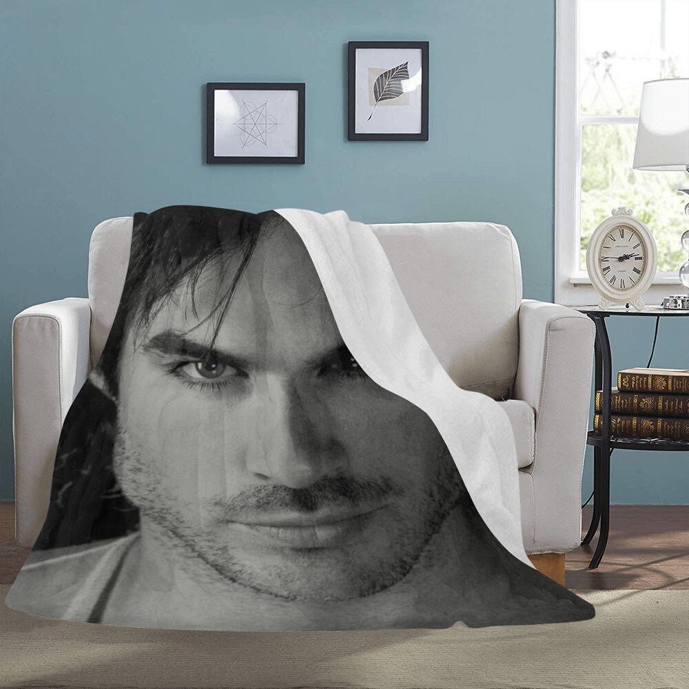 Damon blanket hotsell