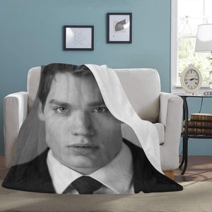 HUGE BEST PRICE Christian Ozera Blanket Fleece Travelling Vampire Birthday Gifts Valentines Day