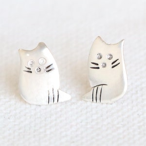 Cat Stud Earrings in Sterling Silver, Minimalist Cat Stud Earrings, Cute Cat Earrings, Japanese Cats, Animal Earrings, Kitty Cat, Tabby Cat
